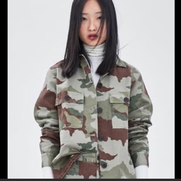 Zara TRF Camo Jacket Size Small - Picture 1 of 17